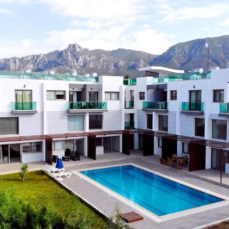Sunshine Prestige Apartments Agios Georgios  المظهر الخارجي الصورة
